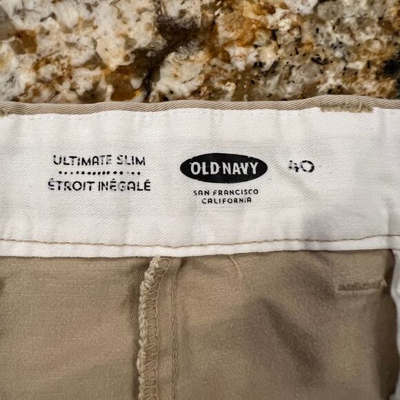 Old Navy Men's Khaki/Tan Ultimate Slim Shorts - SIZE 40 - Picture 4 of 9